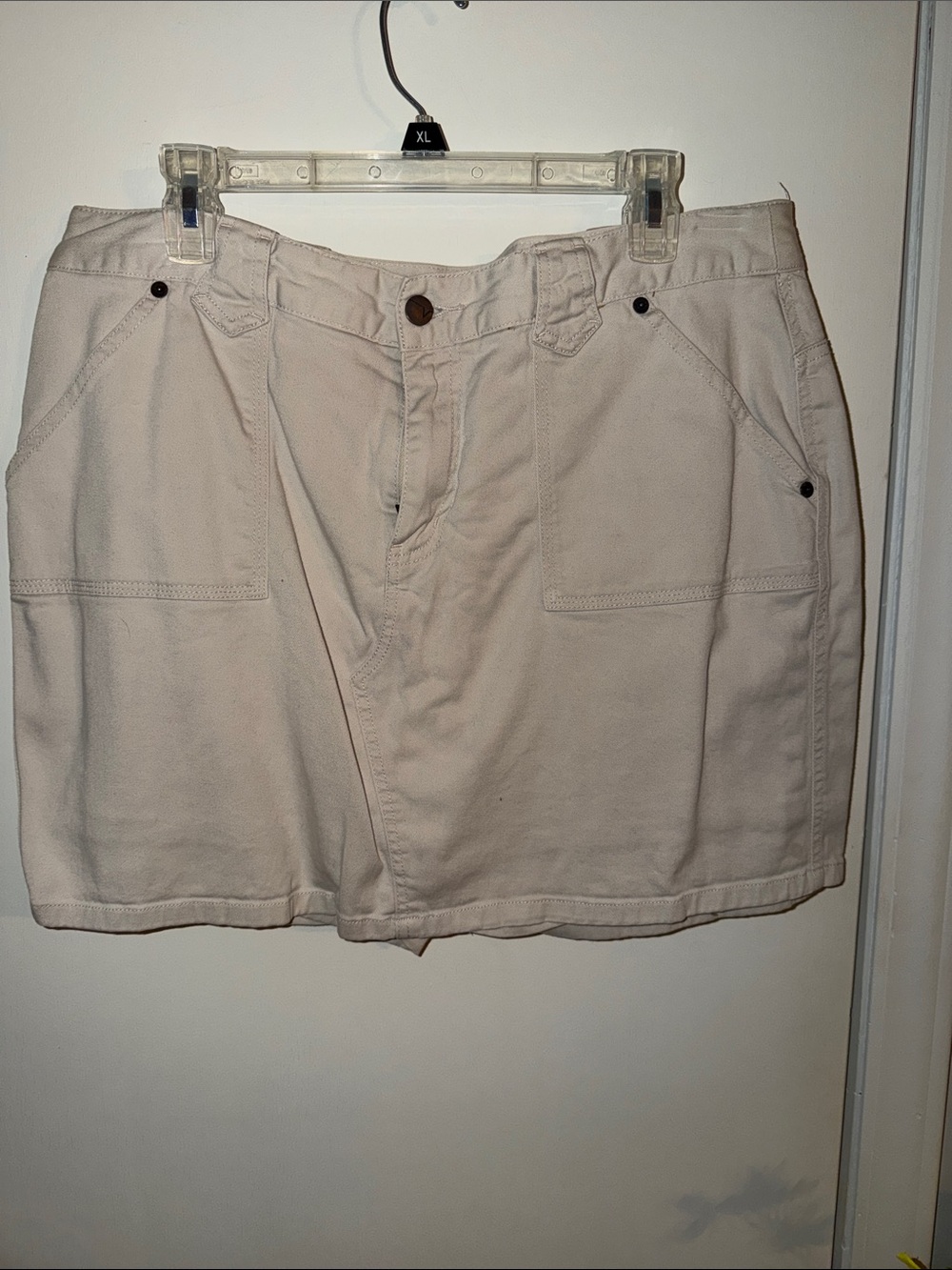 Venezia Cream Utility Shorts